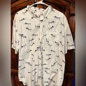 Old Navy Men’s Vacation Shark Button Down Shirt. Size XXL